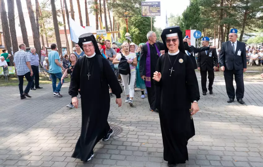 Piesza pielgrzymka od chrzcielnicy do grobu bł. Ignacego