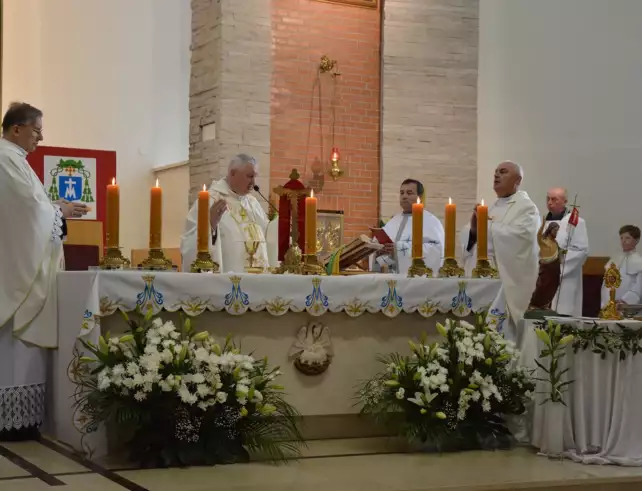 Uroczyste przekazanie relikwii czciciela Maryi i apostoła ubogich w Tuliszkowie i Halinowie