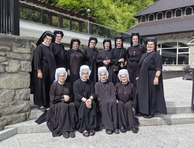 Odnowić serce, by służyć z radością - Renowacja sióstr w Żegiestowie