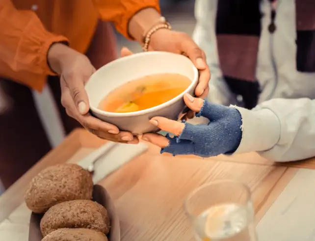 Pan Jezus utożsamia się z ubogimi