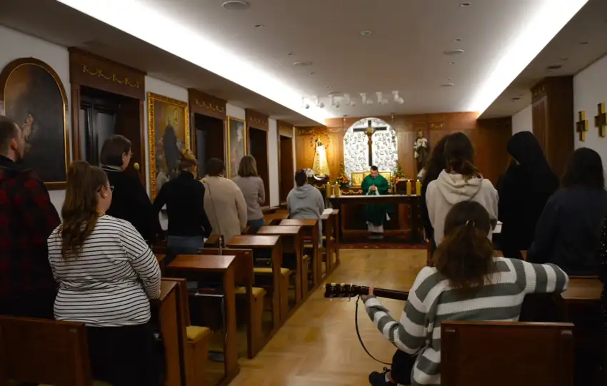 Z Maryją bliżej Eucharystii - Młodzi z Loretto rozpoczynają nowy cykl spotkań